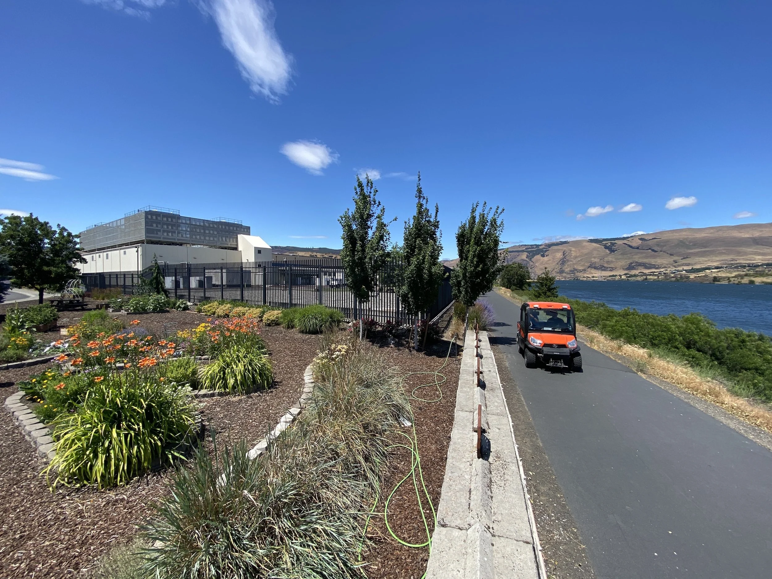 Google to retool 2006 Data Center; New River Road plant to payout